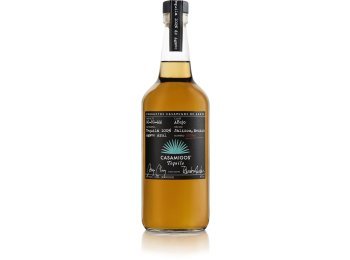 * Tequila Casamigos Añejo 70cl 1 x 70 cl